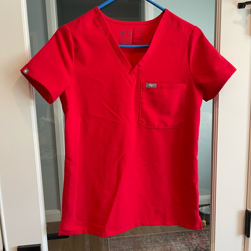 Never worn, color not in stock anymore!